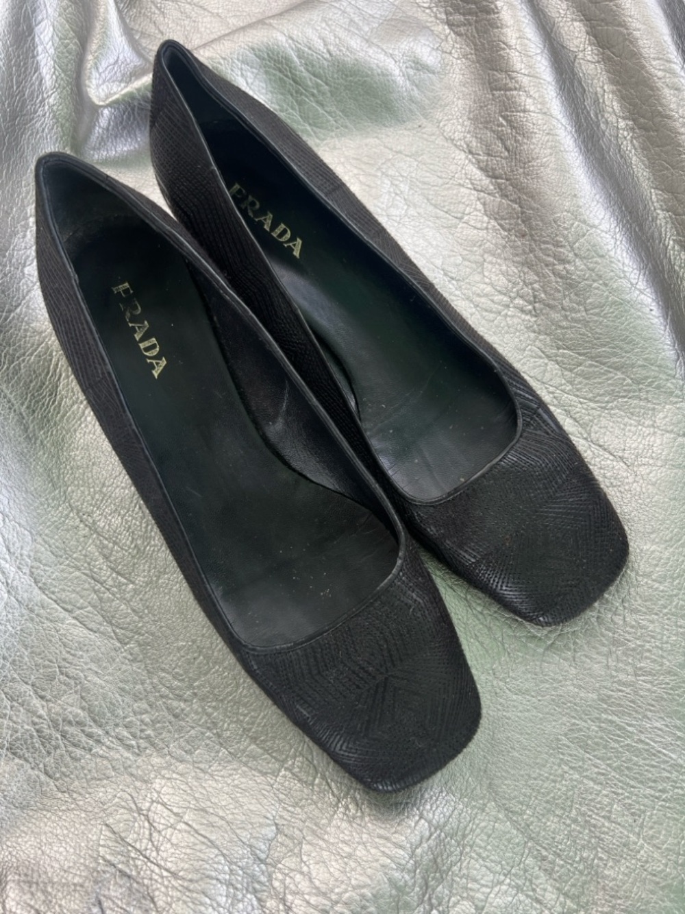 Prada Black Textured Low Heel Square Toe Pumps slippers woven canvas vintage